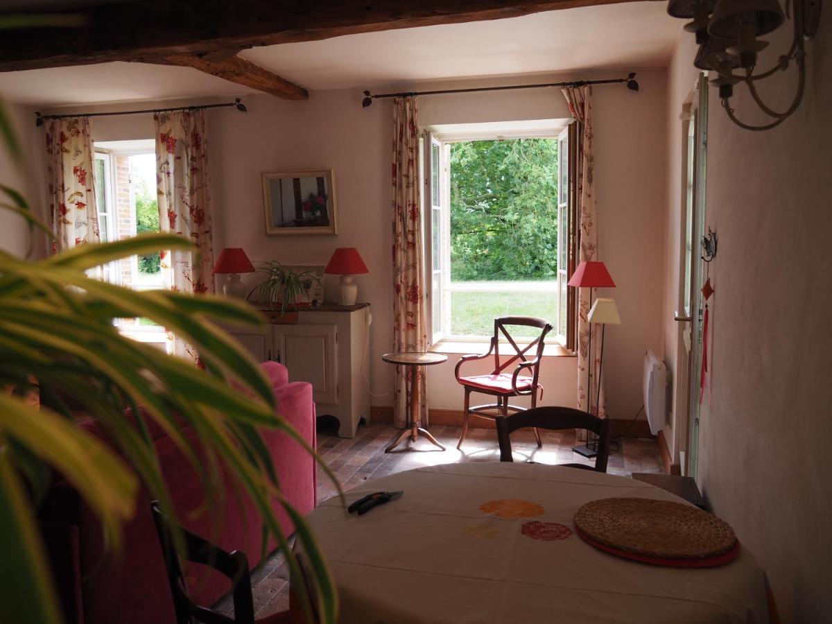 Chateau De Juvigny Eksteriør billede