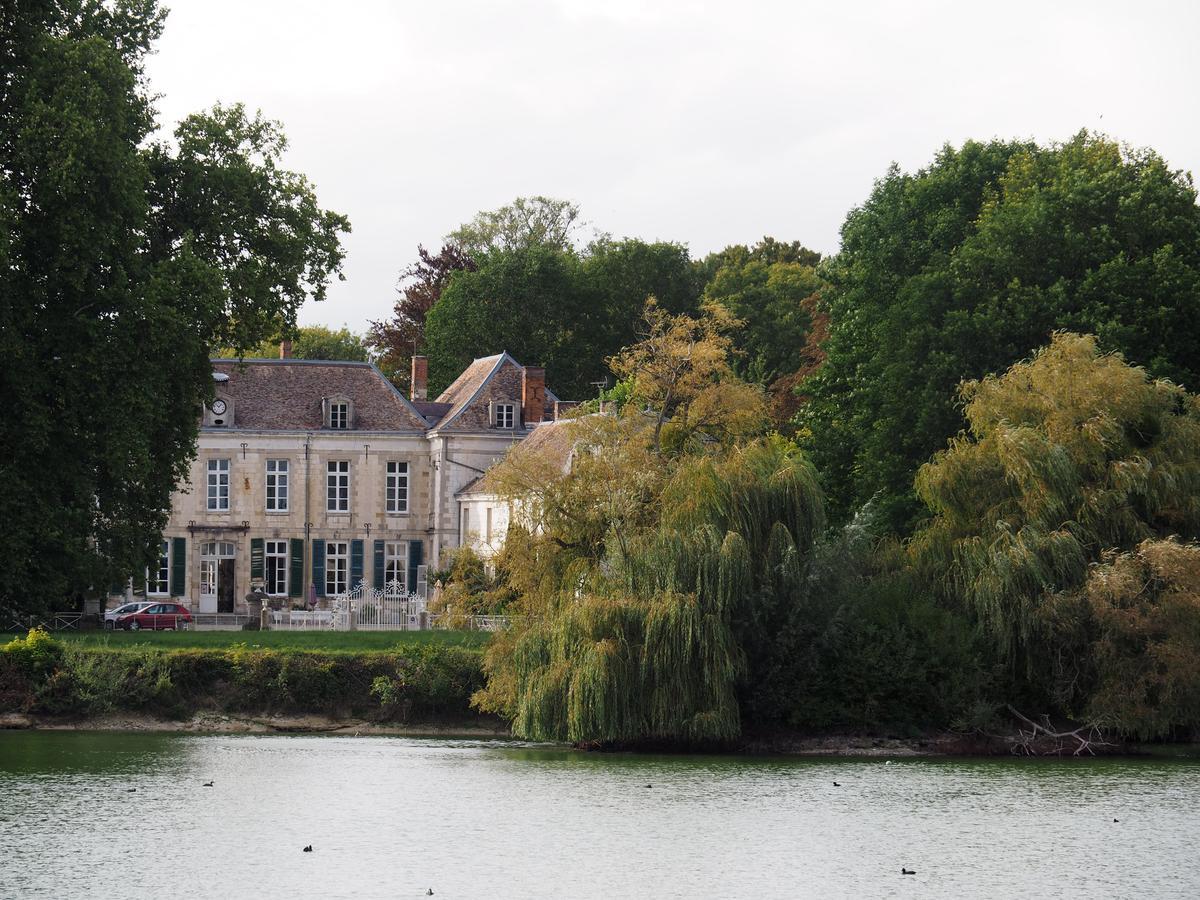 Chateau De Juvigny Eksteriør billede